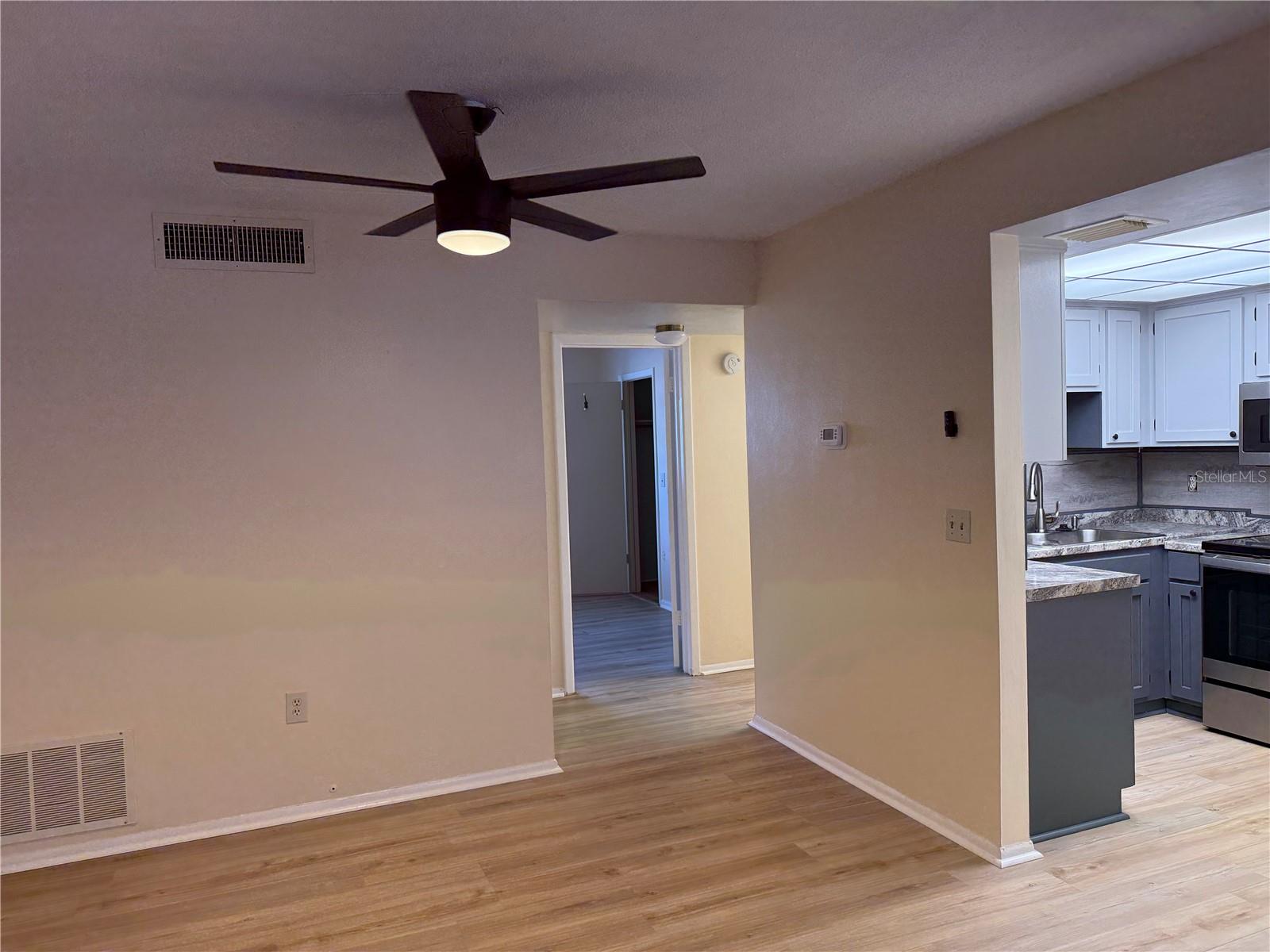 1320 MORELAND DR #12, CLEARWATER, FL — photo 12