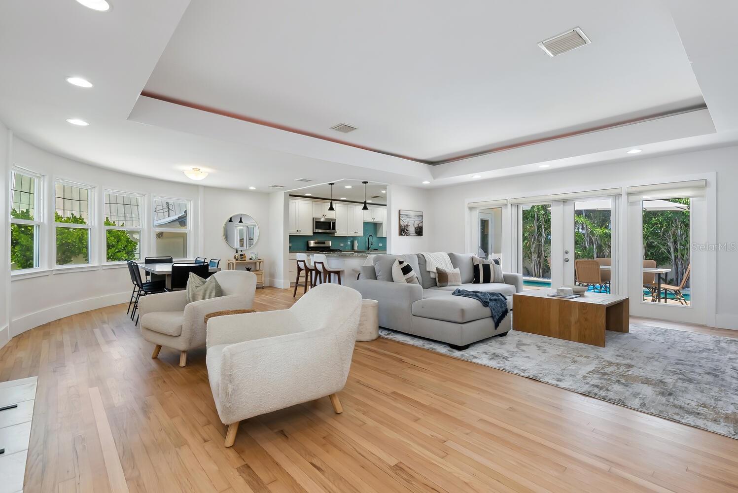 1931 HIGH POINT CIR, SARASOTA, FL — photo 4