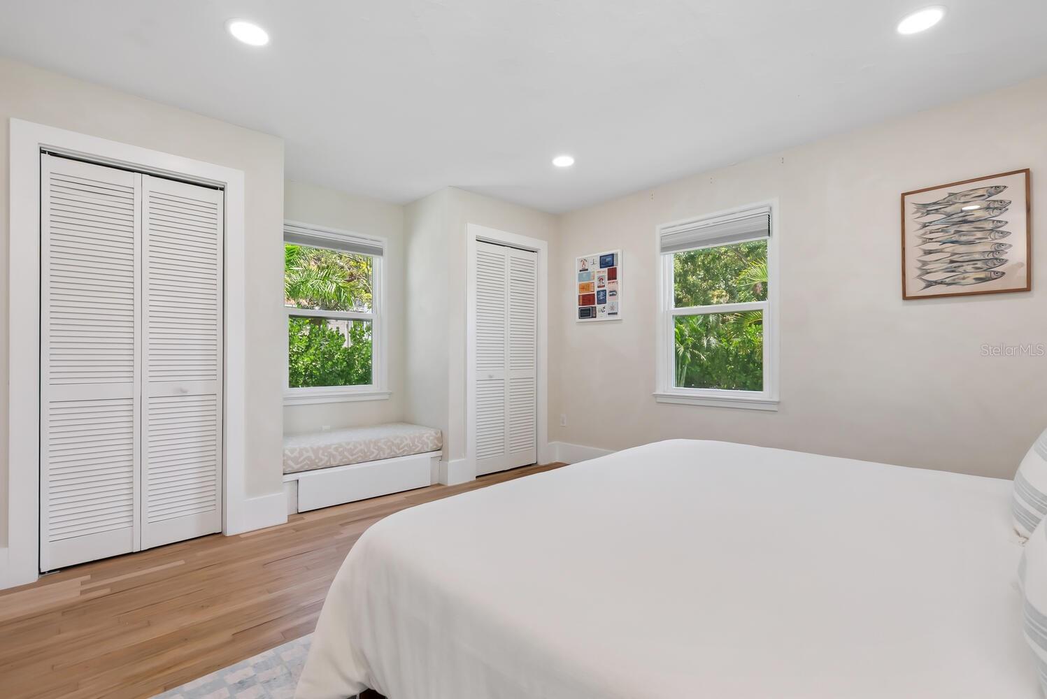 1931 HIGH POINT CIR, SARASOTA, FL — photo 28