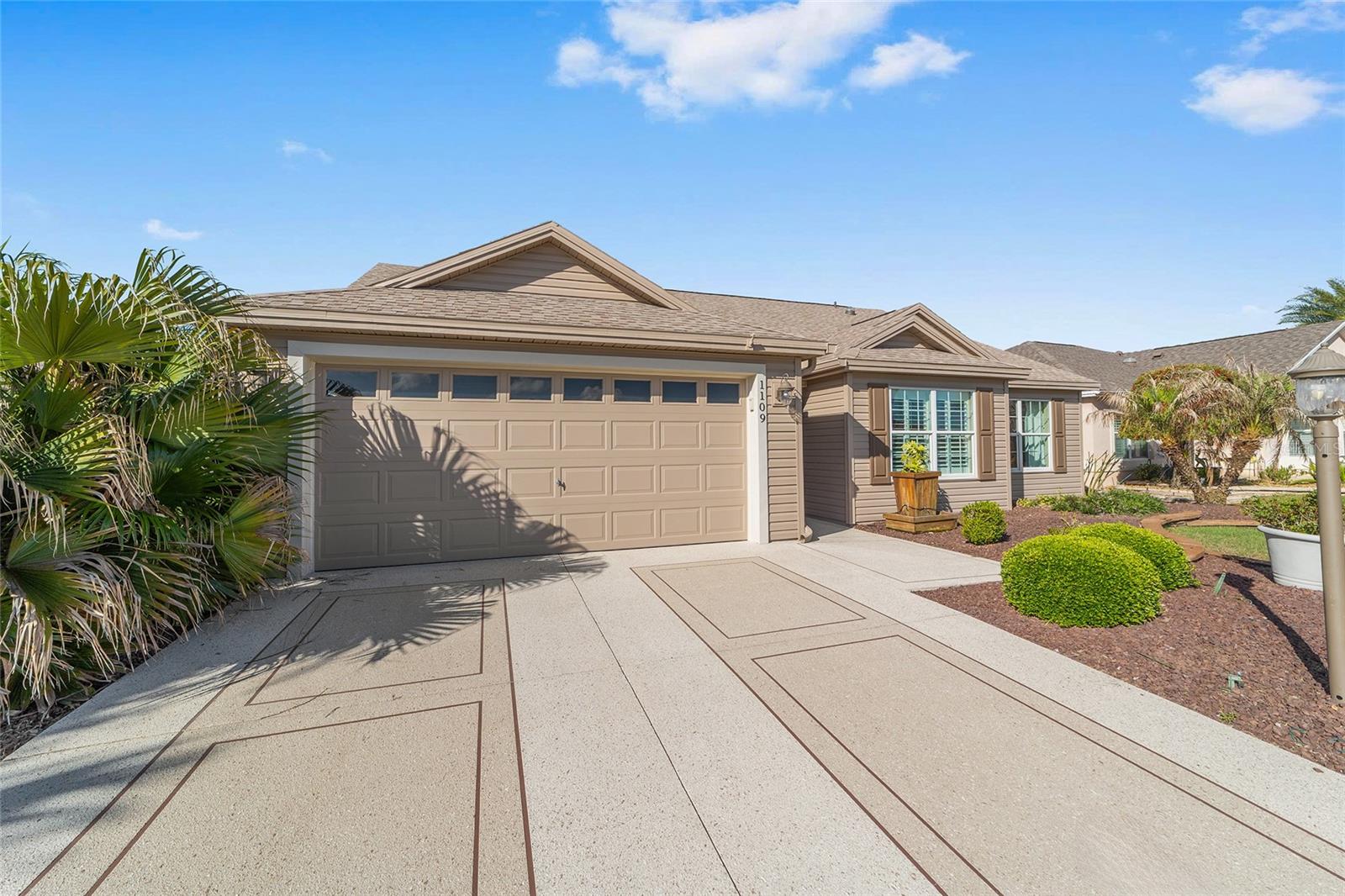 1109 ALCOVE LOOP, THE VILLAGES, FL