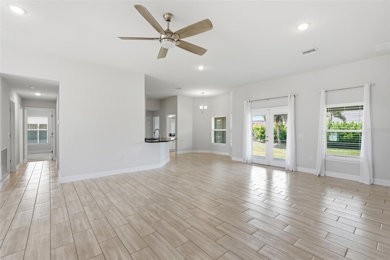 119 LONG MEADOW LN, ROTONDA WEST, FL — photo 9
