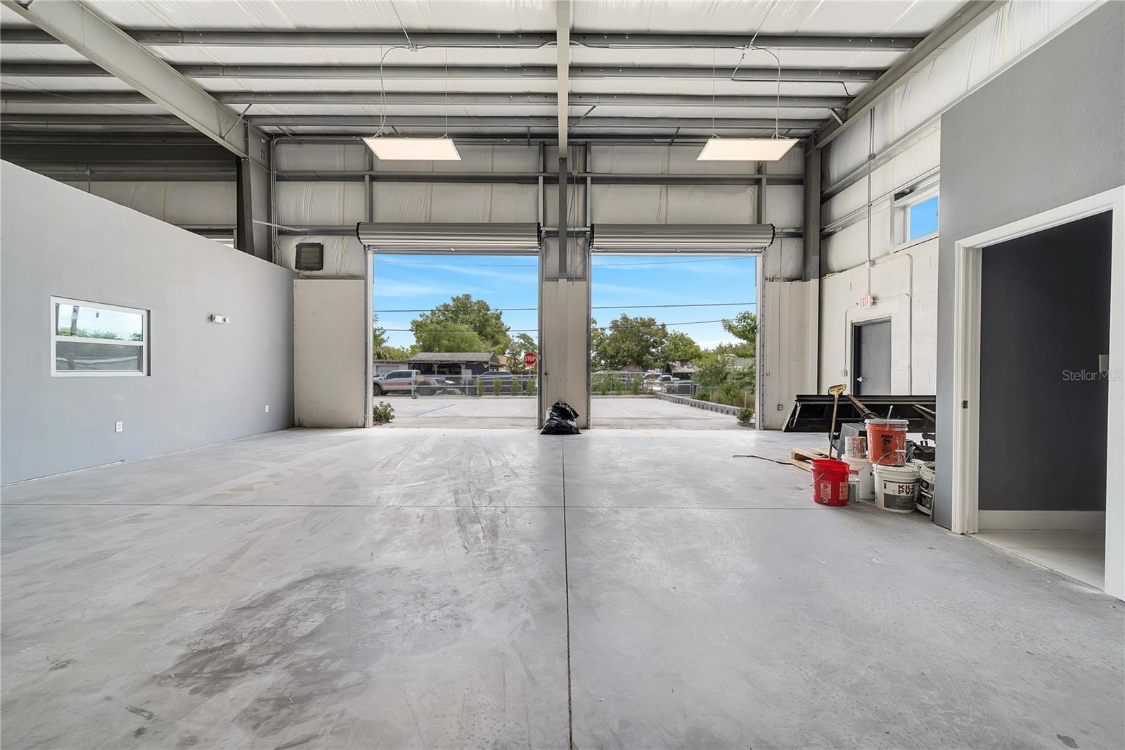 560 BARRY ST, ORLANDO, FL — photo 18