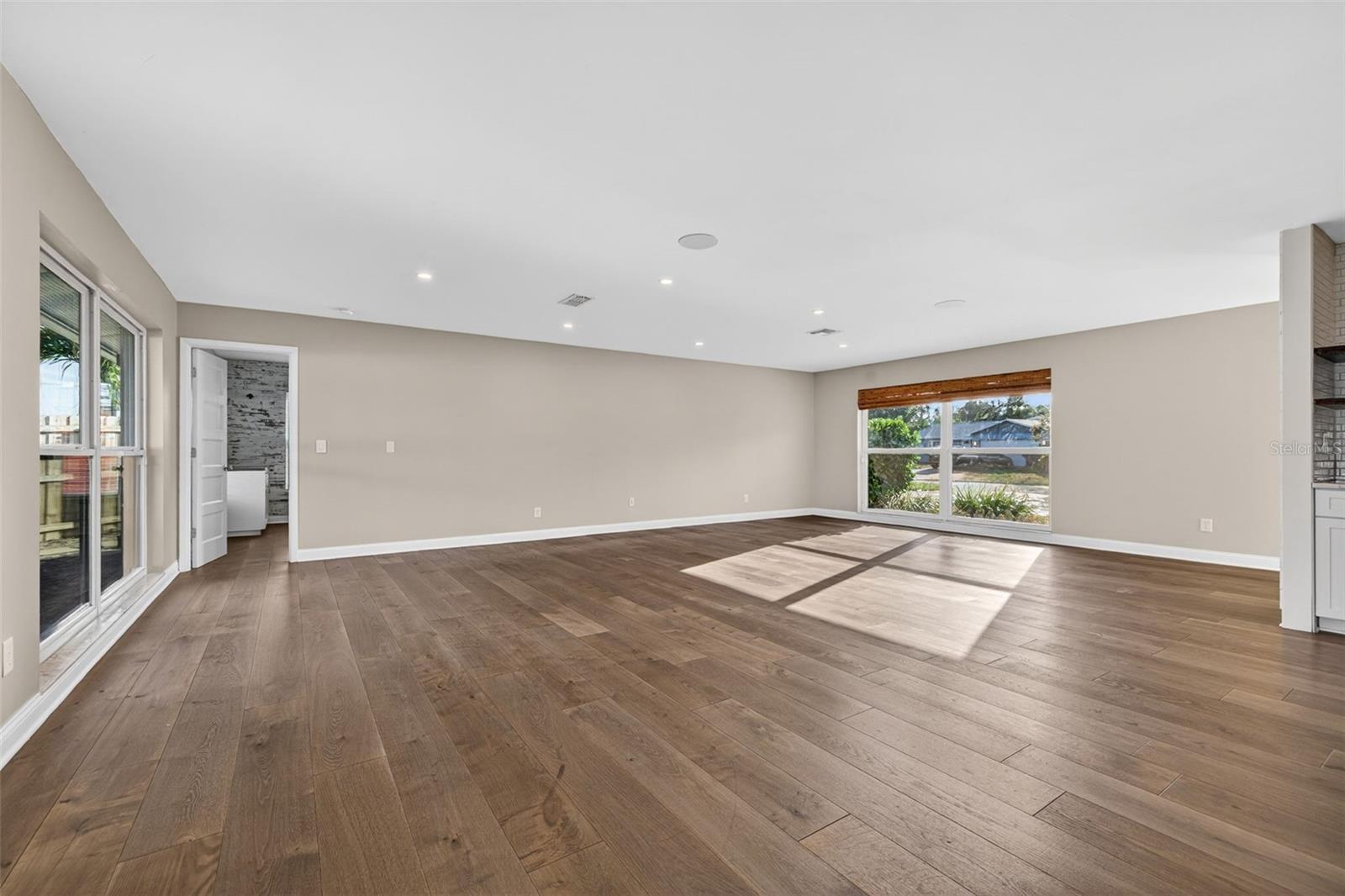 4200 BEACH DR SE, ST PETERSBURG, FL — photo 6
