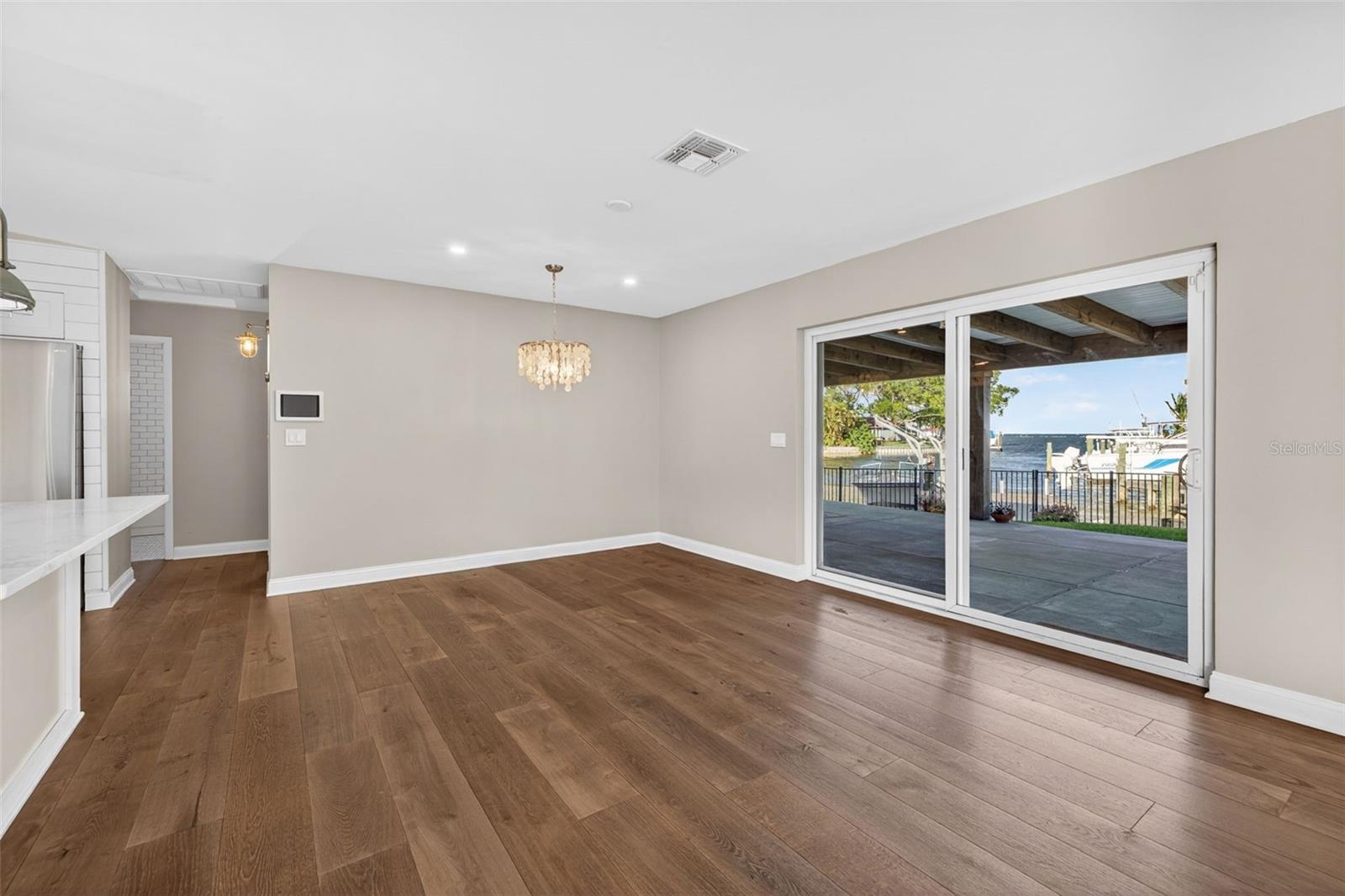 4200 BEACH DR SE, ST PETERSBURG, FL — photo 7