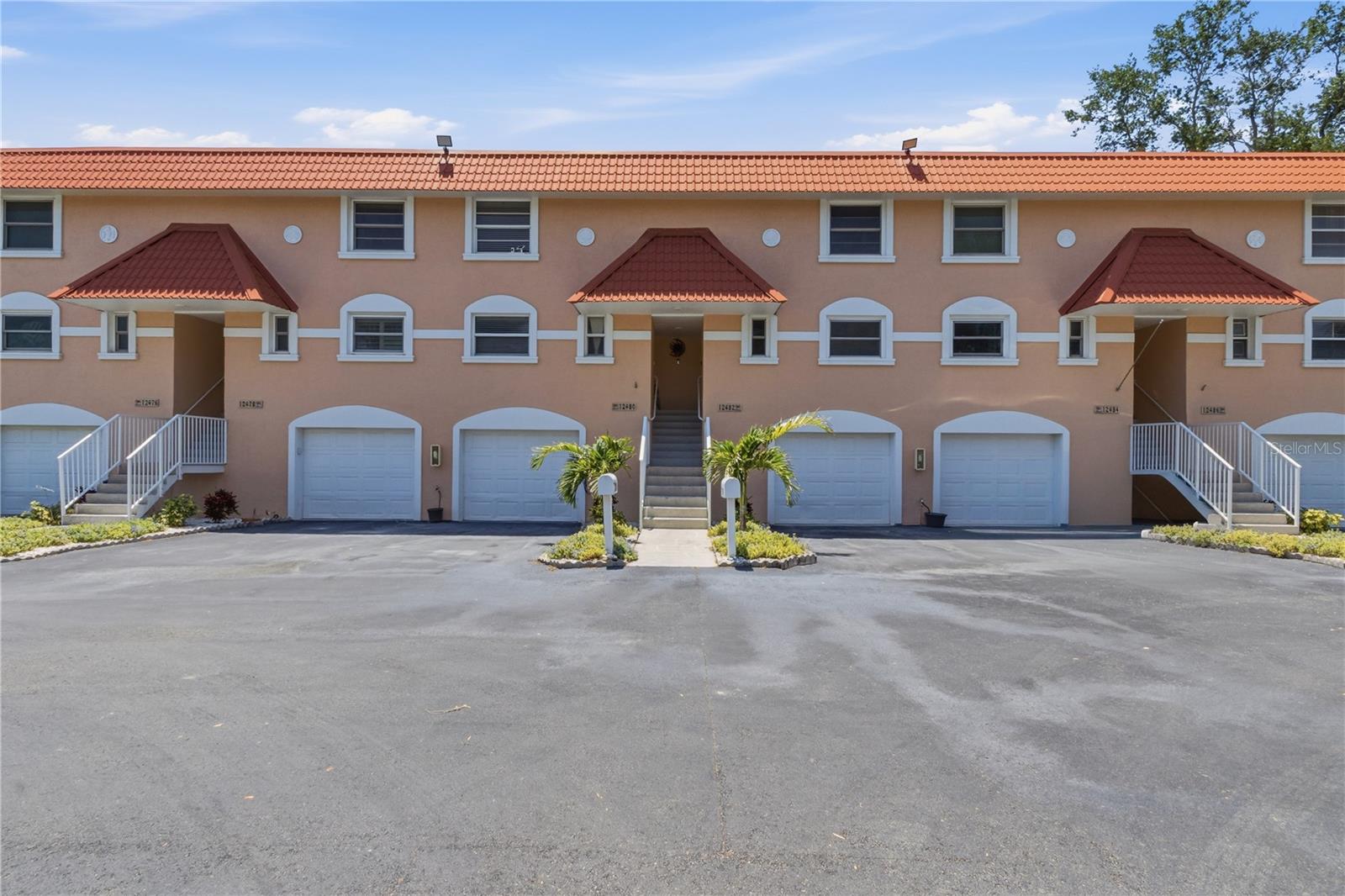 12482 CAPRI CIR N, TREASURE ISLAND, FL — photo 3