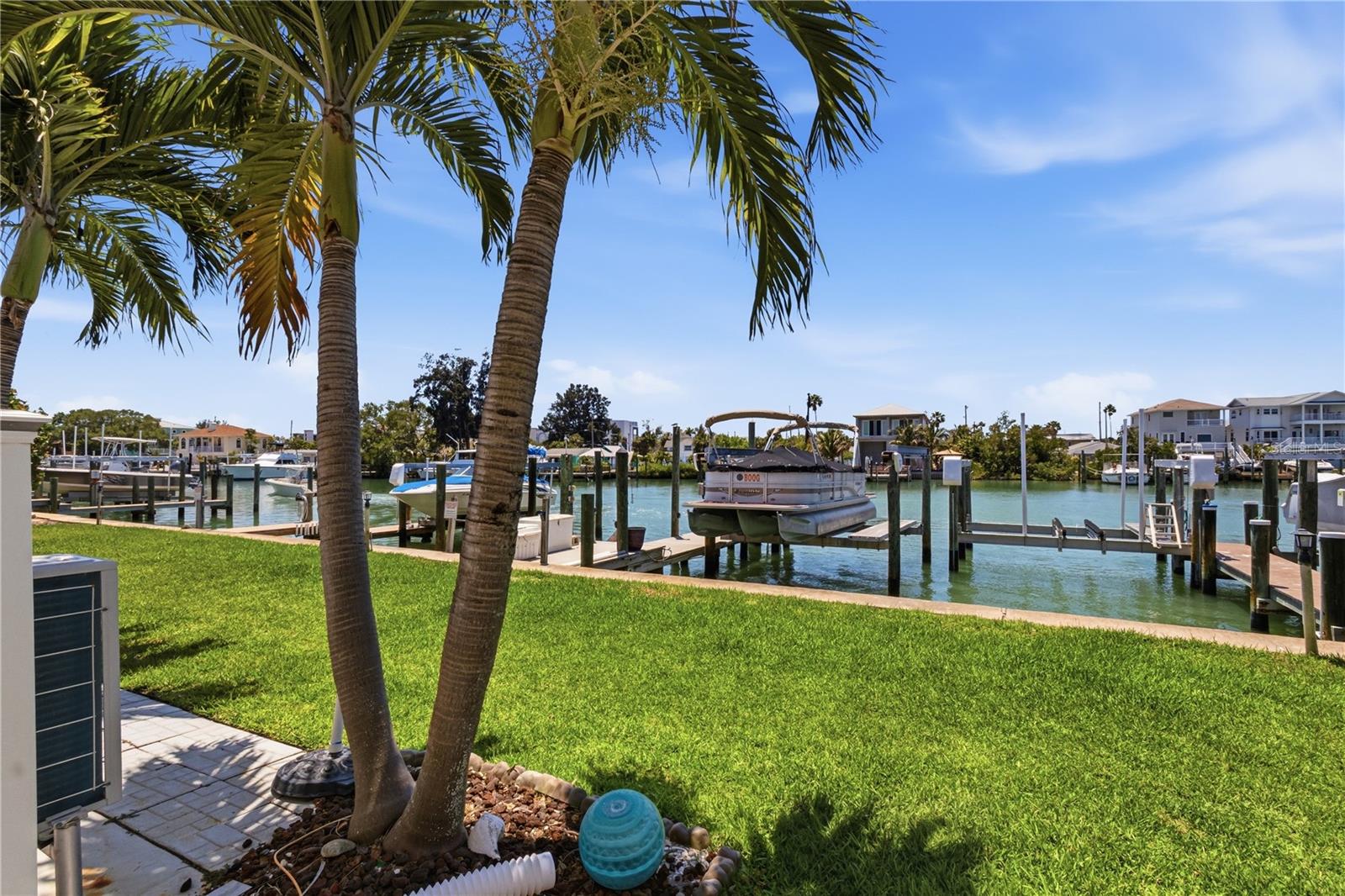12482 CAPRI CIR N, TREASURE ISLAND, FL