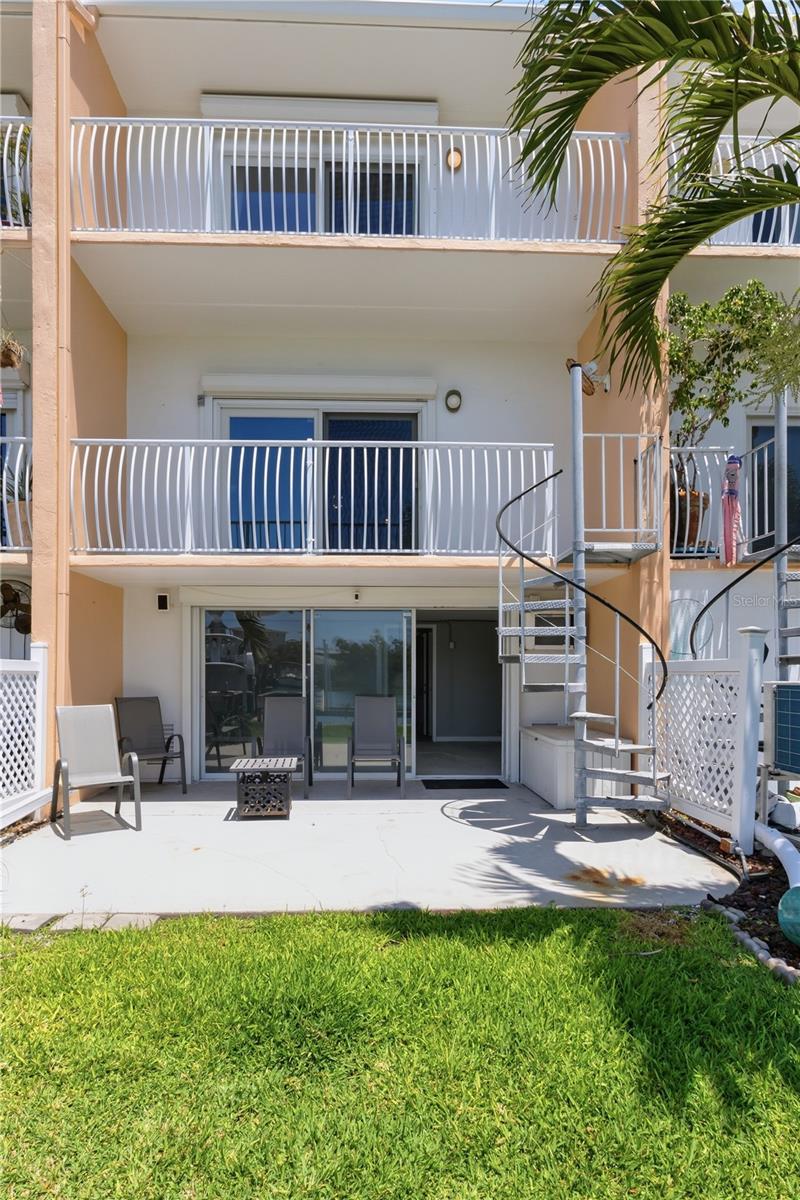 12482 CAPRI CIR N, TREASURE ISLAND, FL — photo 61