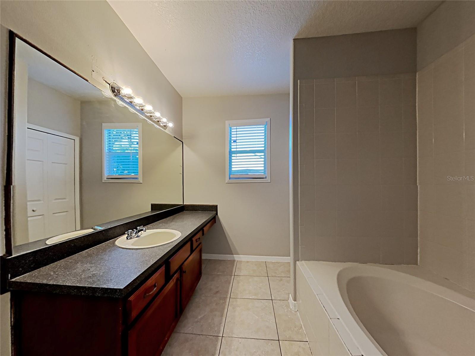 716 KNOLLWOOD DR, DAVENPORT, FL — photo 10