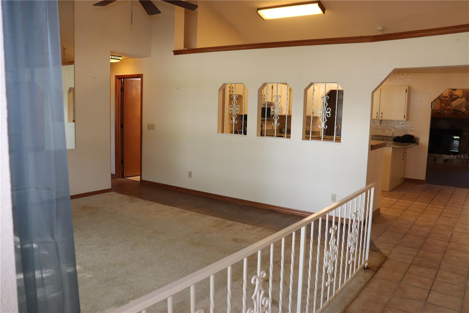 1112 NE 130 TER, SILVER SPRINGS, FL — photo 4