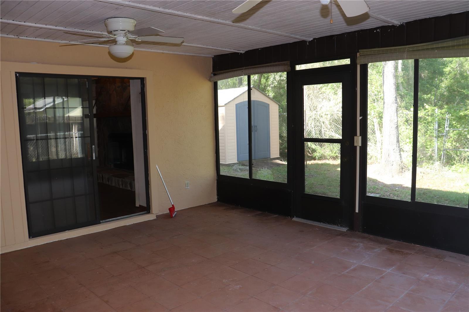1112 NE 130 TER, SILVER SPRINGS, FL — photo 32