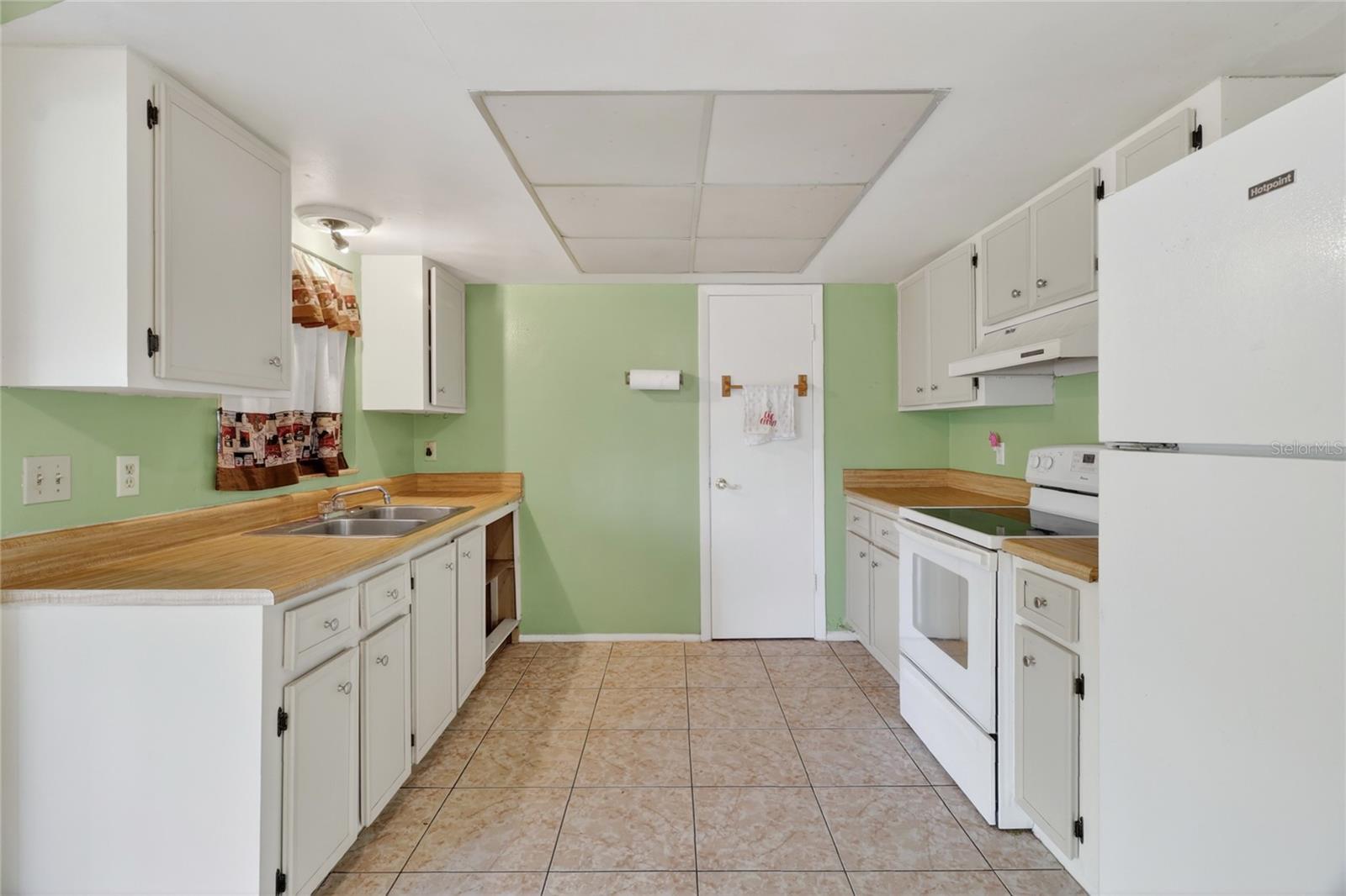 312 LA PAZ DR, KISSIMMEE, FL — photo 24