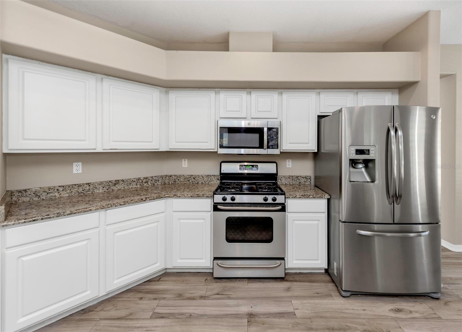4152 GRANDCHAMP CIR, PALM HARBOR, FL — photo 32