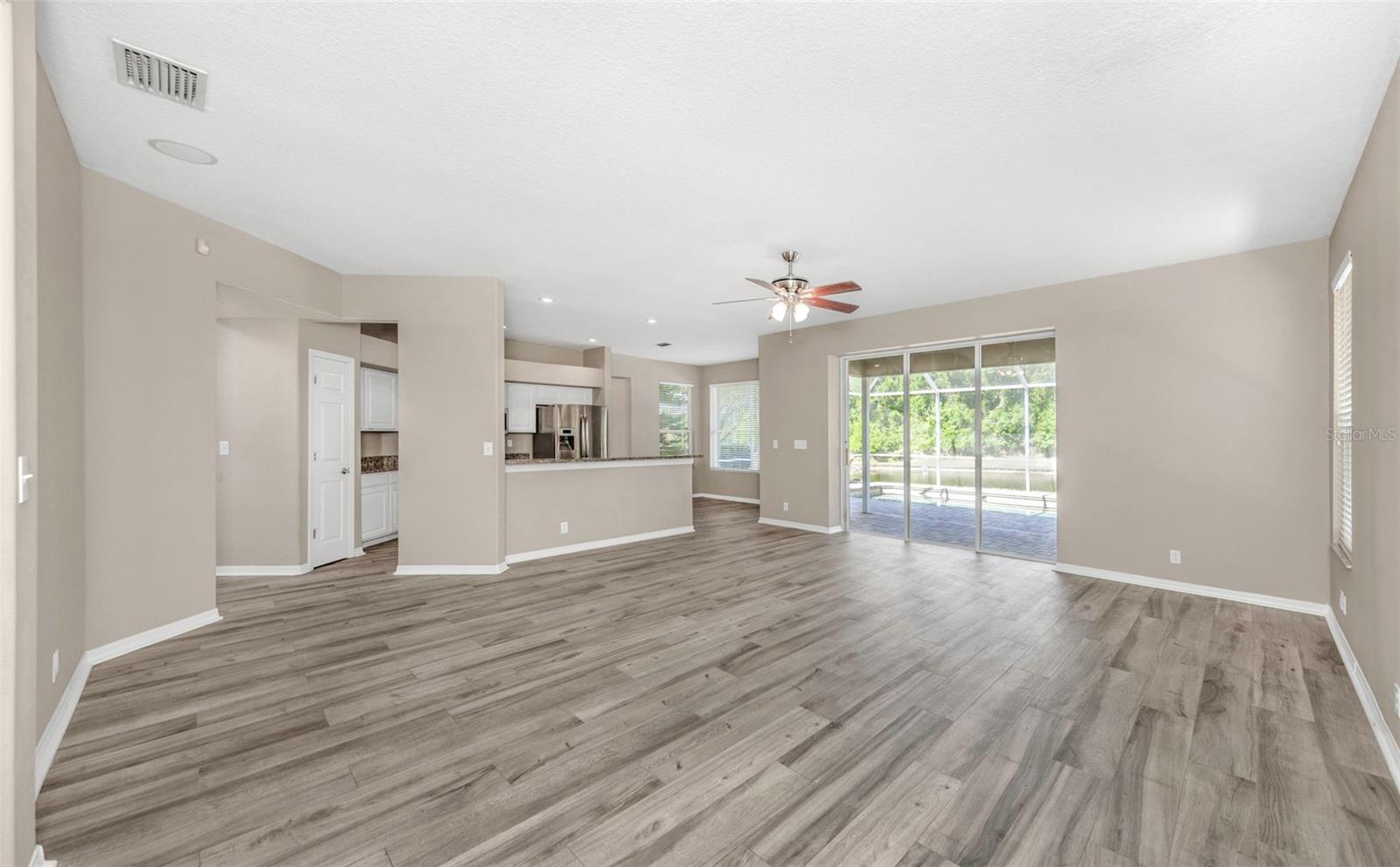 4152 GRANDCHAMP CIR, PALM HARBOR, FL — photo 8