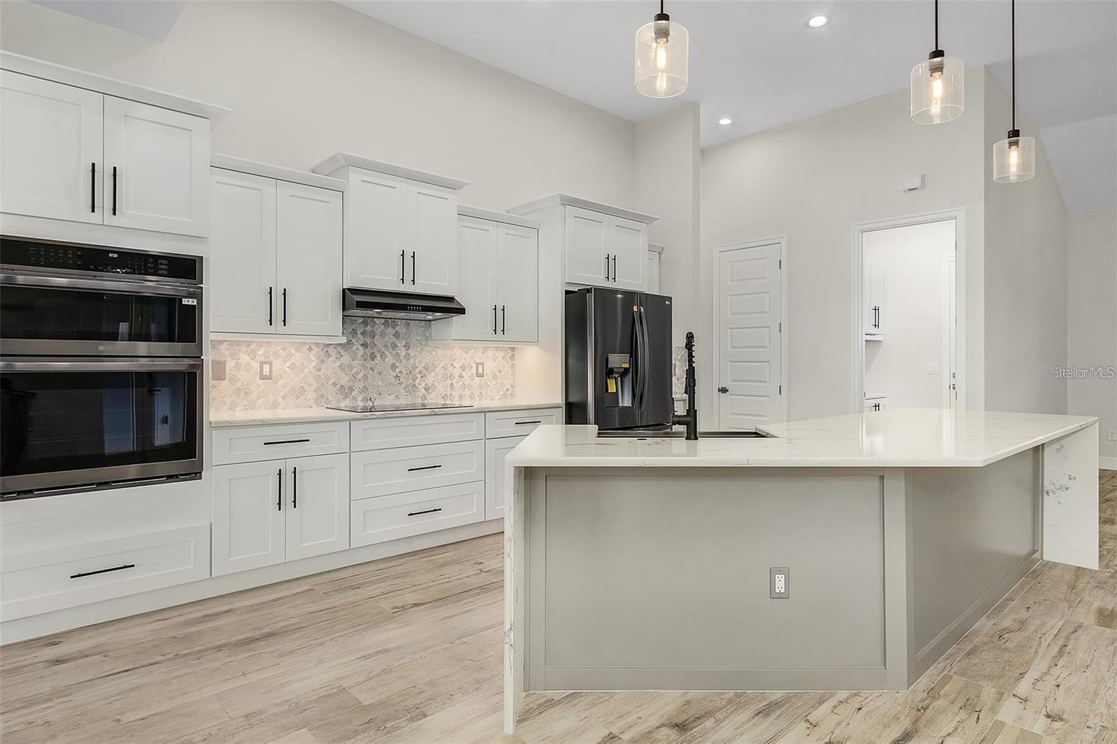 24487 GIJON LN, PUNTA GORDA, FL — photo 5