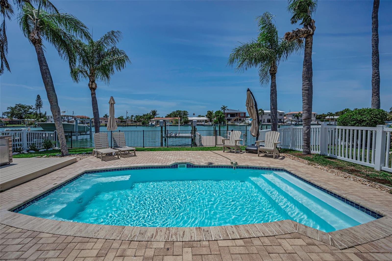 11800 7TH ST E, TREASURE ISLAND, FL — photo 27