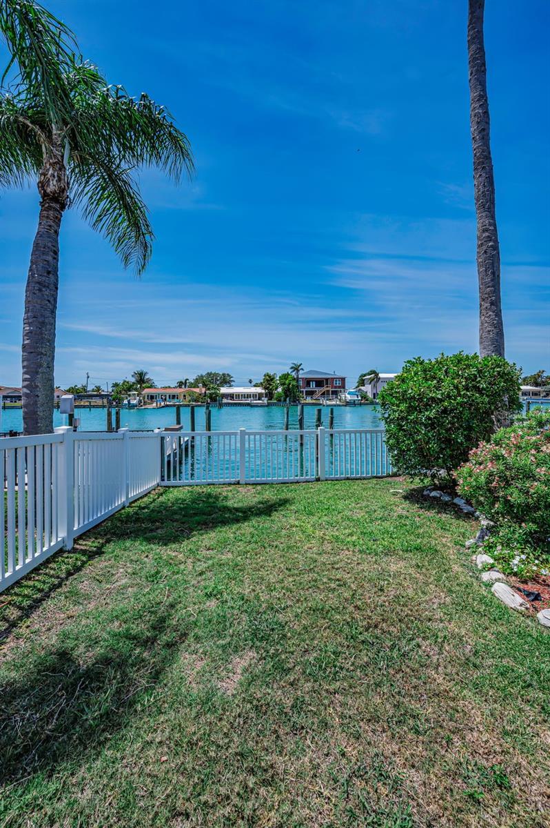 11800 7TH ST E, TREASURE ISLAND, FL — photo 31
