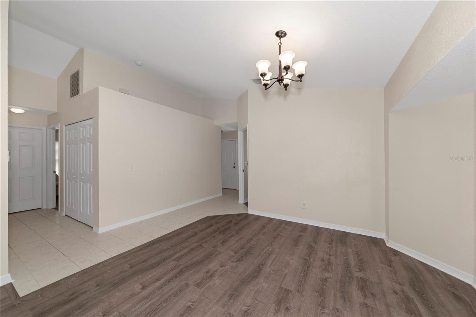 1401 HEDGEWOOD CIR, NORTH PORT, FL — photo 18