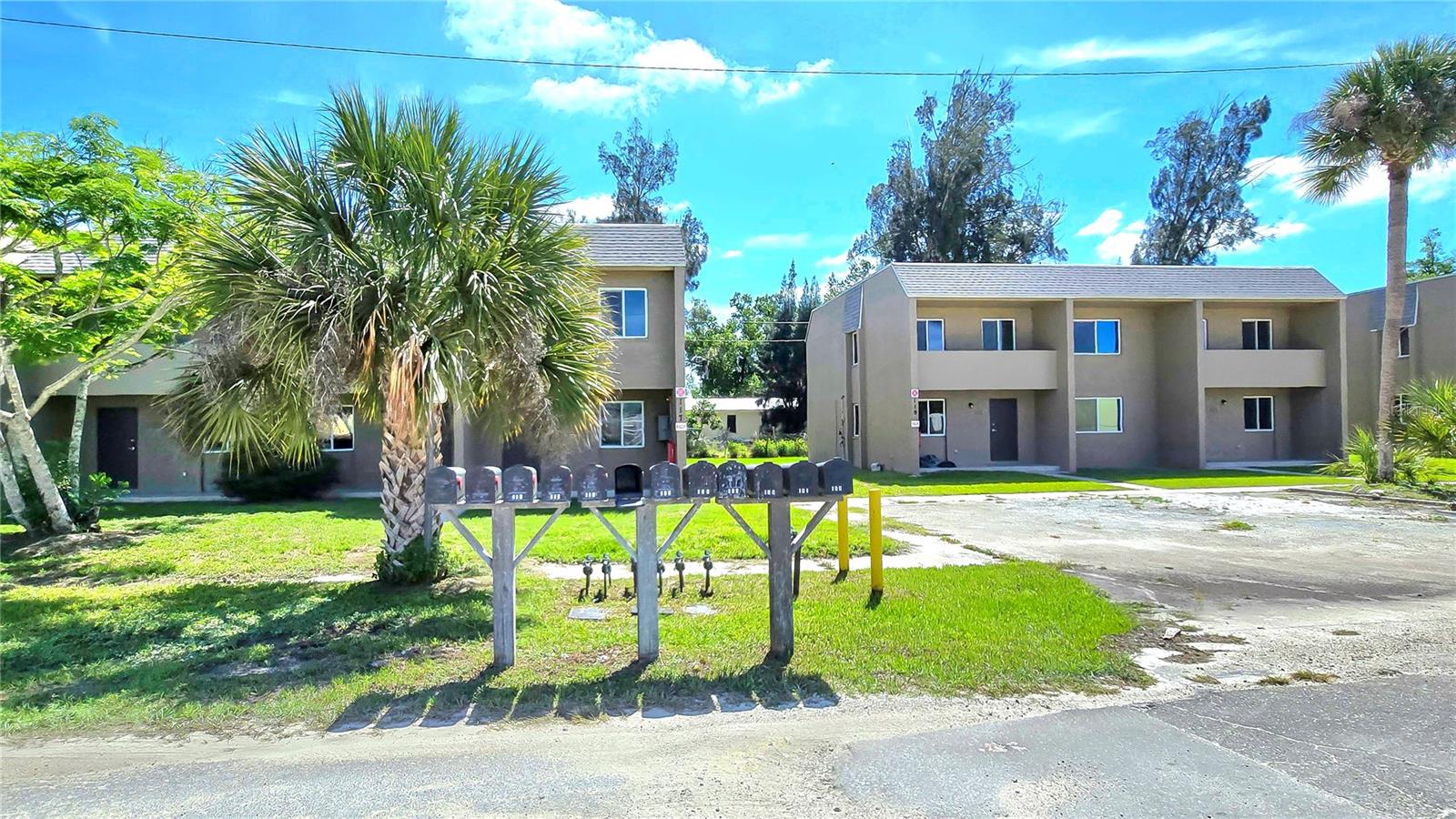 111 JORDAN AVE, ARCADIA, FL