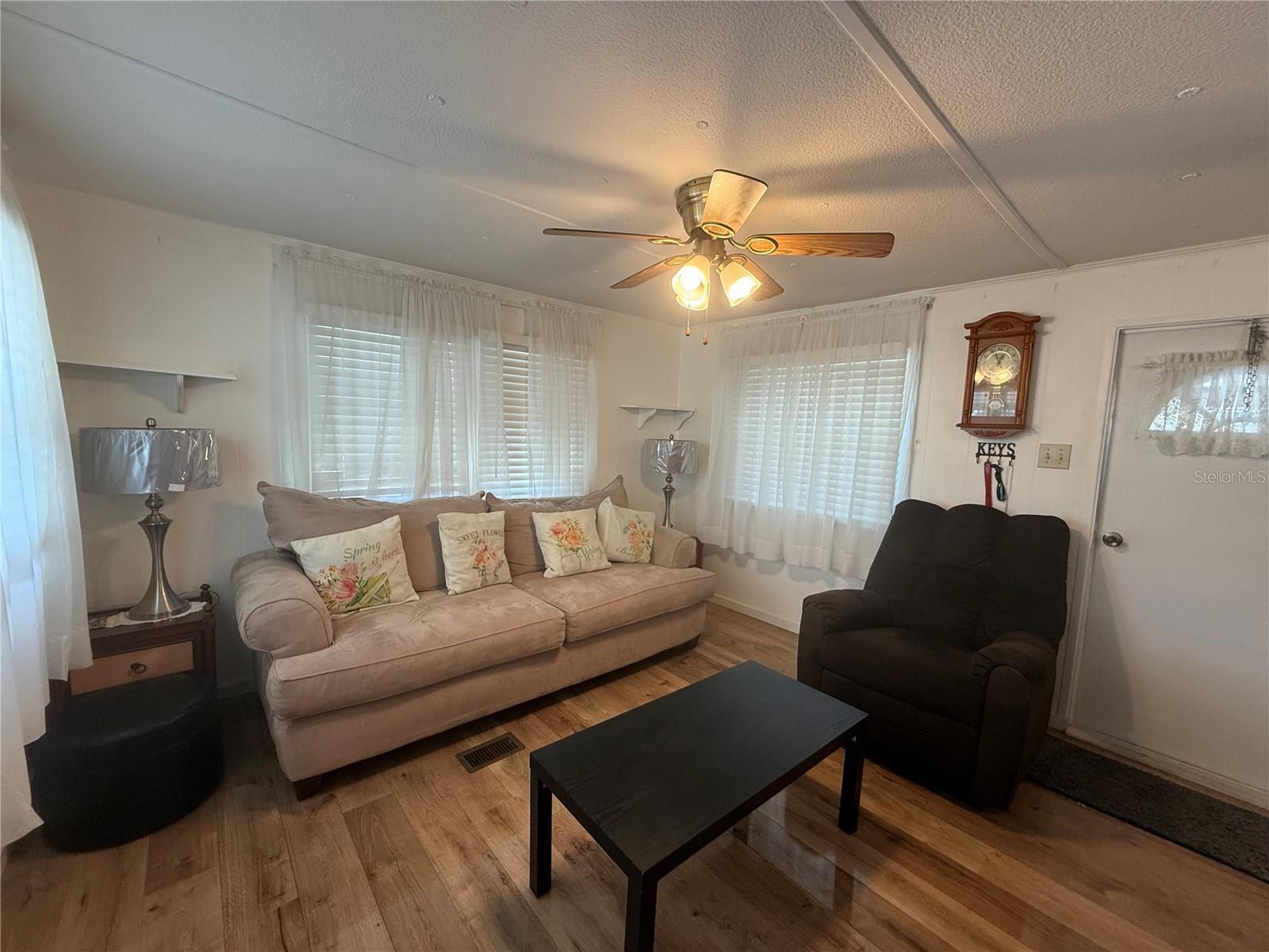 38645 REMORA AVE, ZEPHYRHILLS, FL — photo 4