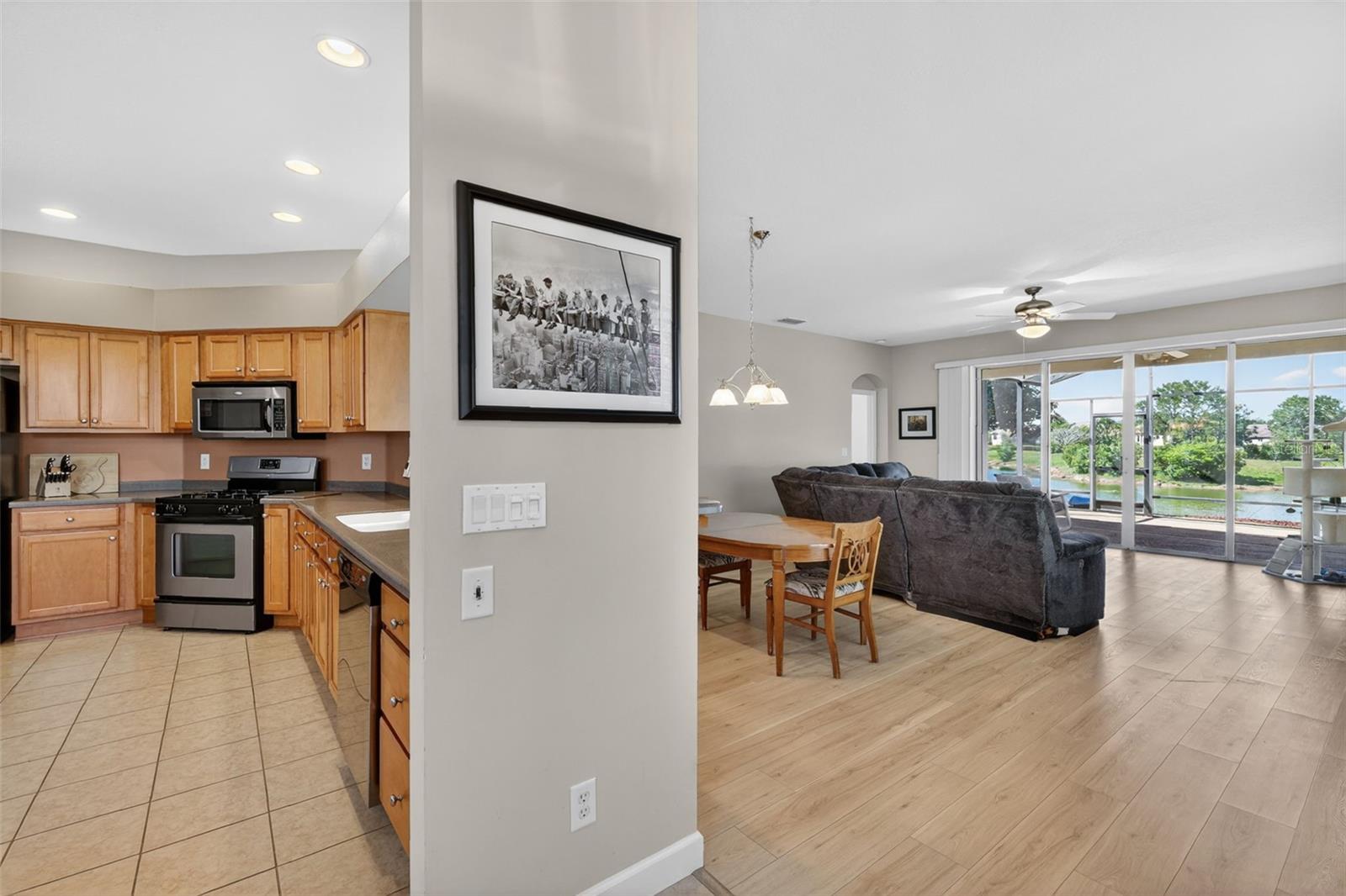 2359 WAKEFIELD WAY, MOUNT DORA, FL — photo 18