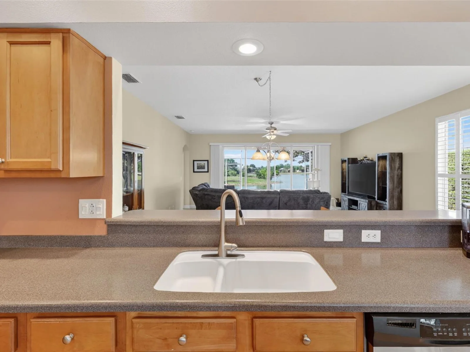 2359 WAKEFIELD WAY, MOUNT DORA, FL — photo 34