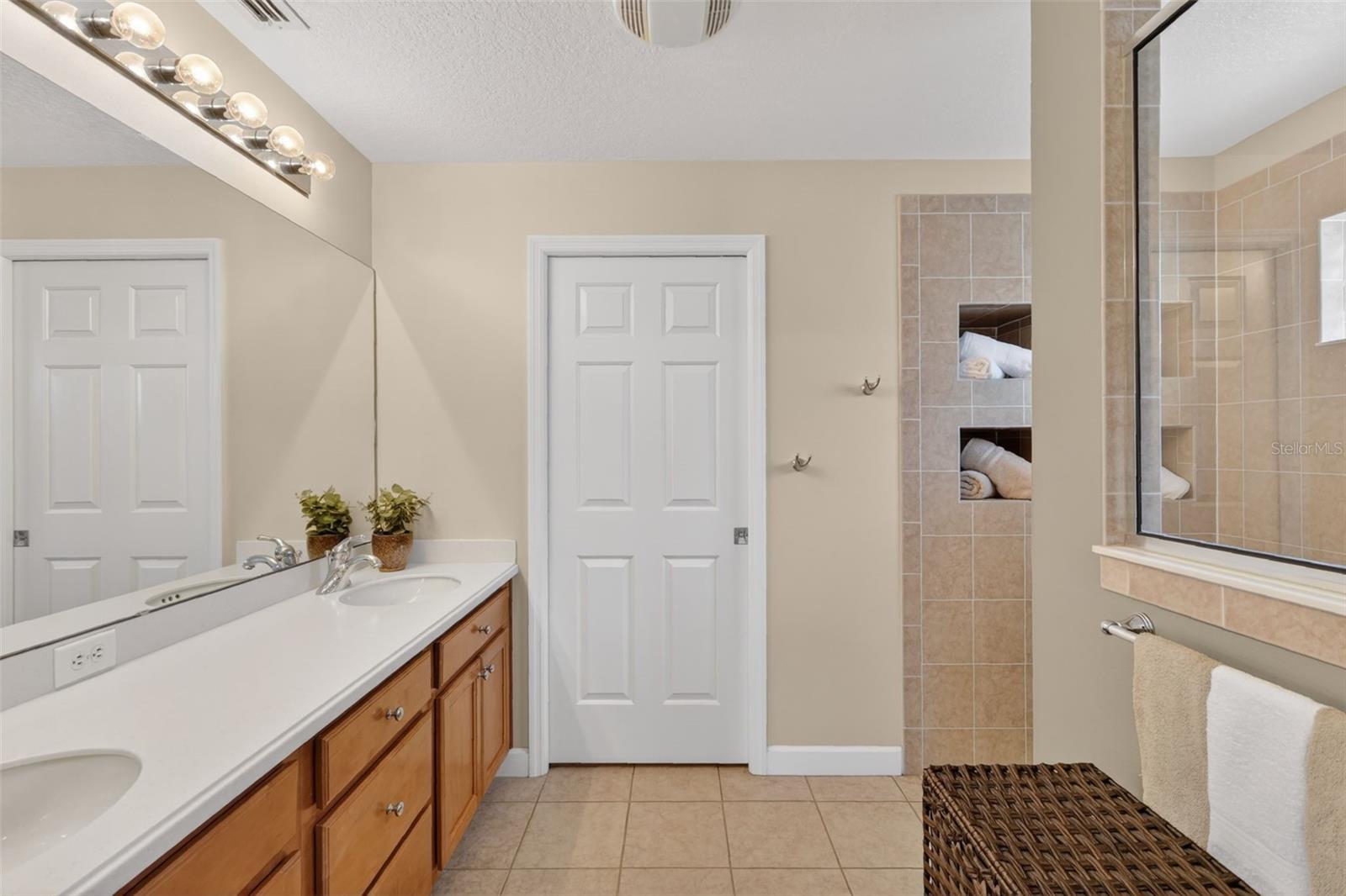 2359 WAKEFIELD WAY, MOUNT DORA, FL — photo 57