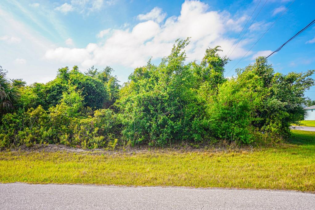 13369 GALVESTON AVE, PORT CHARLOTTE, FL — photo 9