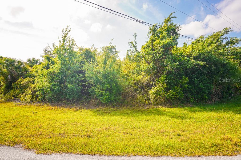 13369 GALVESTON AVE, PORT CHARLOTTE, FL — photo 10