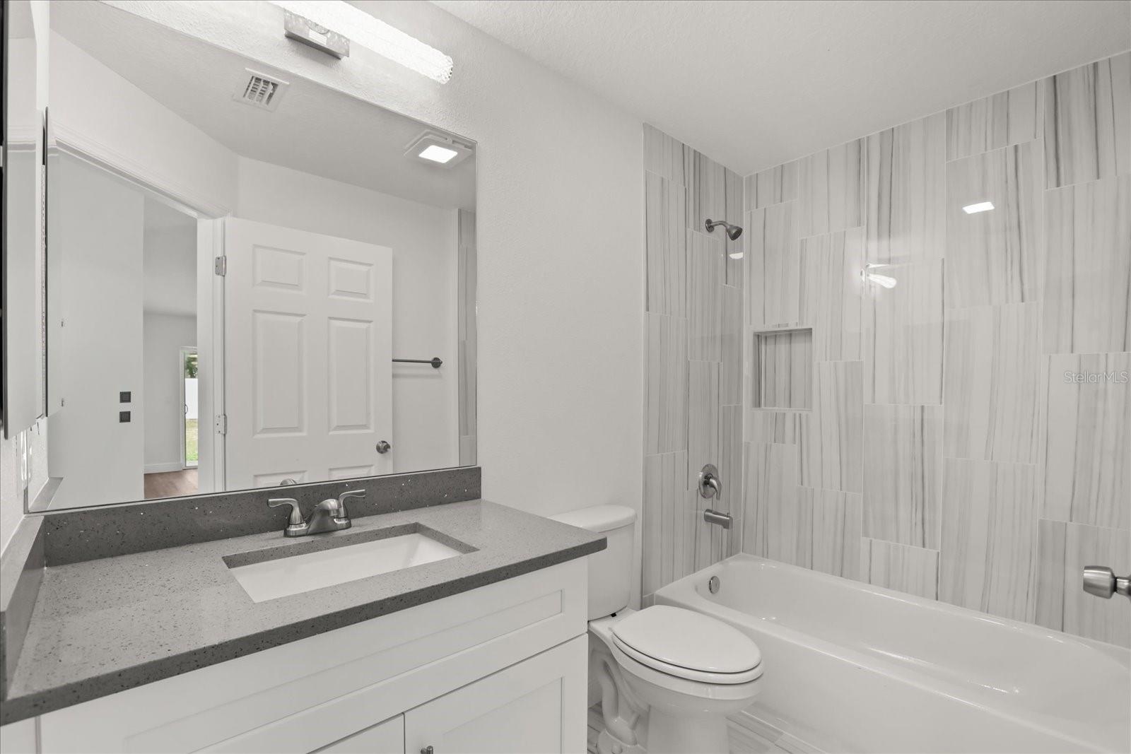 706 BEECHER ST, LEESBURG, FL — photo 32