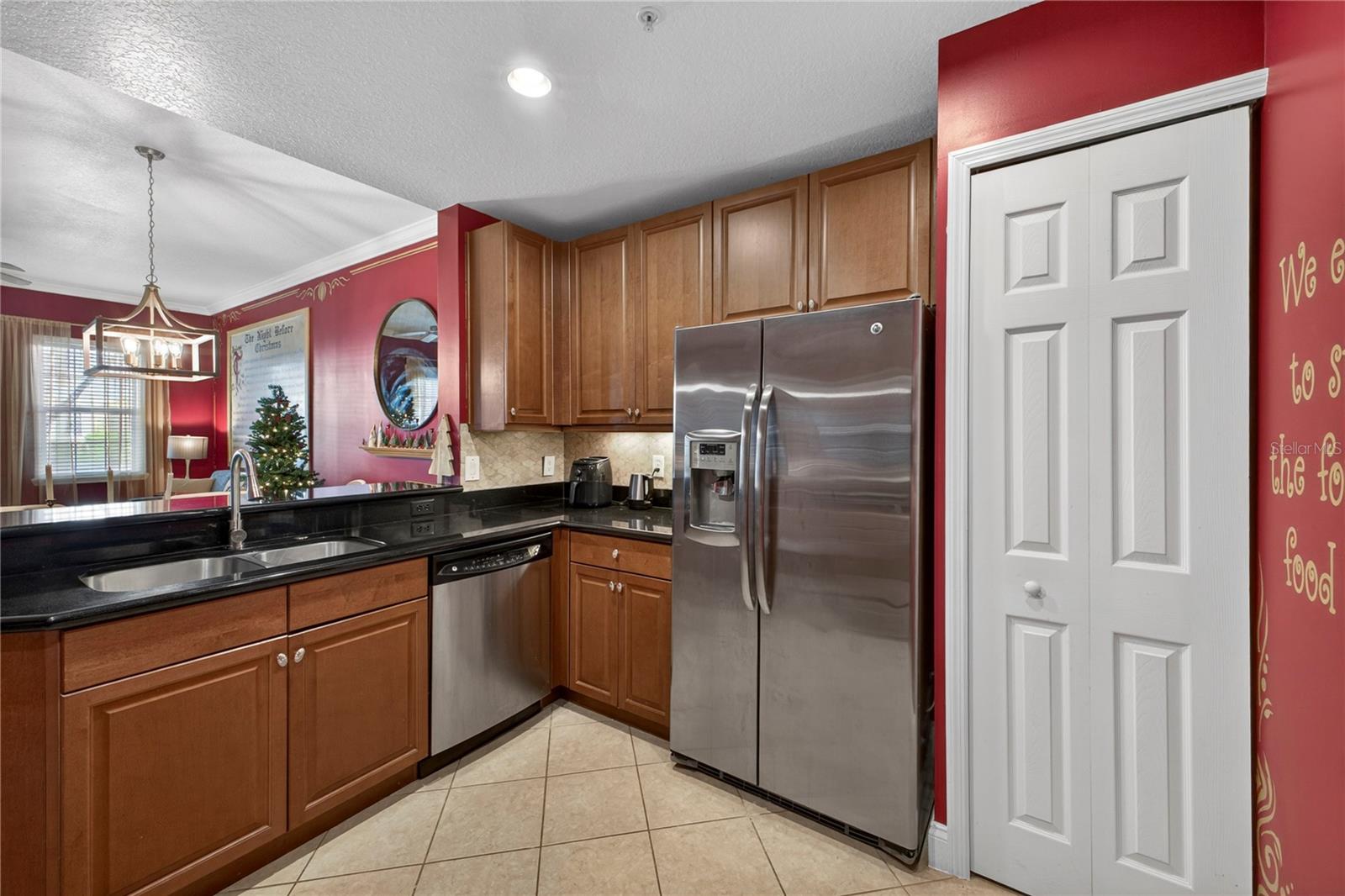 7521 MOURNING DOVE CIR #103, REUNION, FL — photo 11