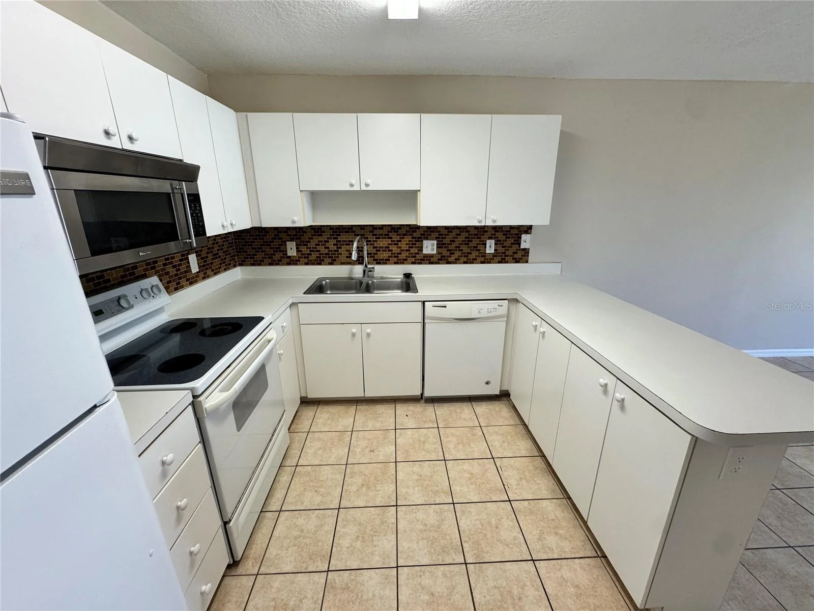 2618 ICABOD CT, LEESBURG, FL — photo 9
