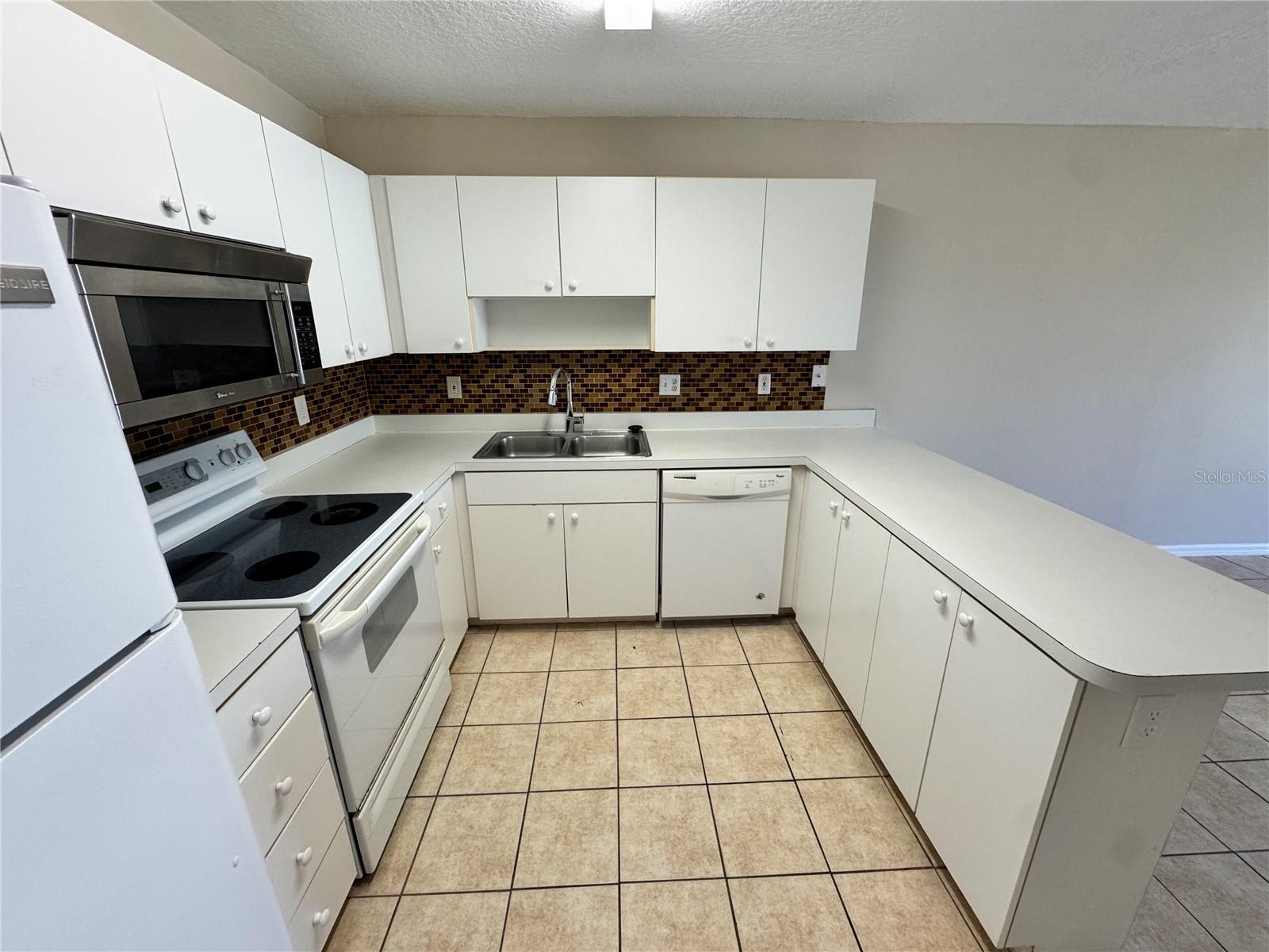 2618 ICABOD CT, LEESBURG, FL — photo 10