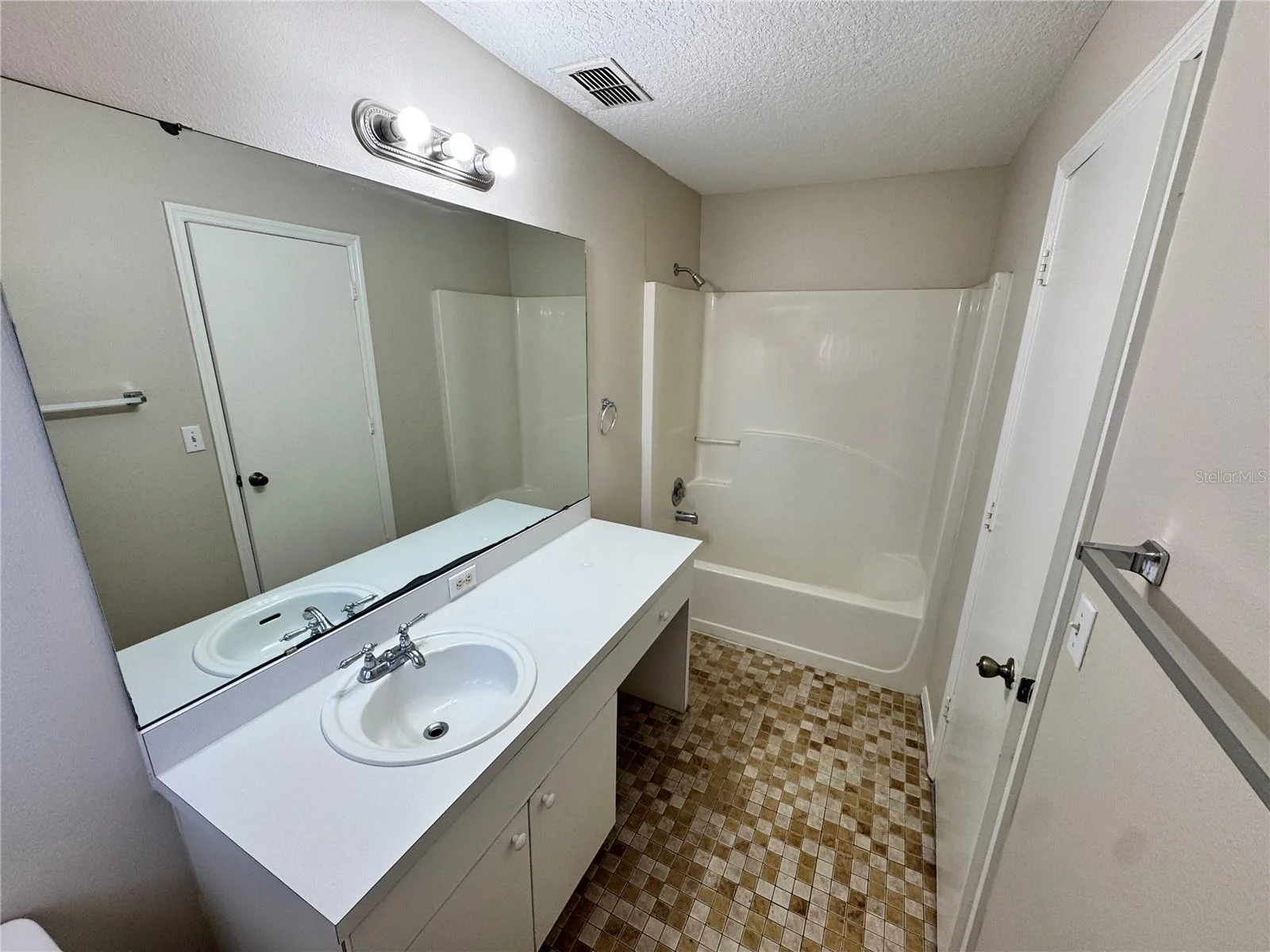 2618 ICABOD CT, LEESBURG, FL — photo 19