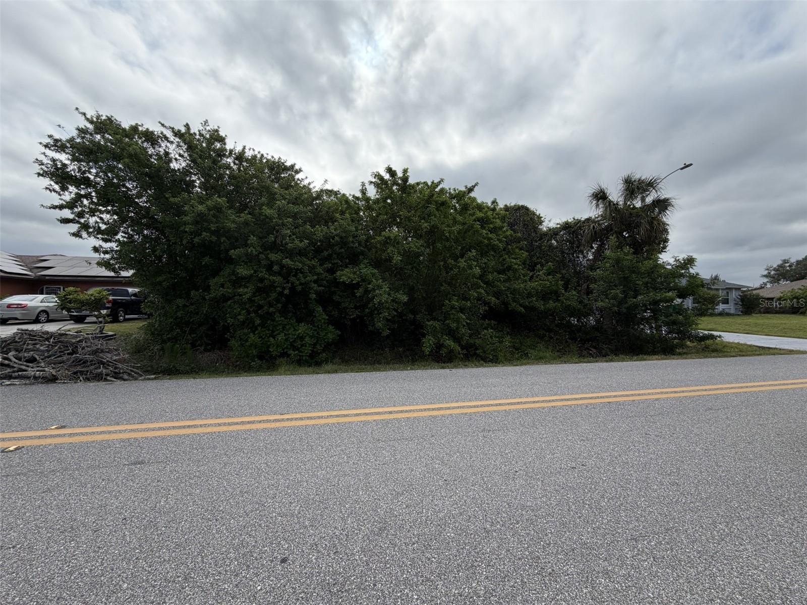 1352 ABALOM ST, PORT CHARLOTTE, FL