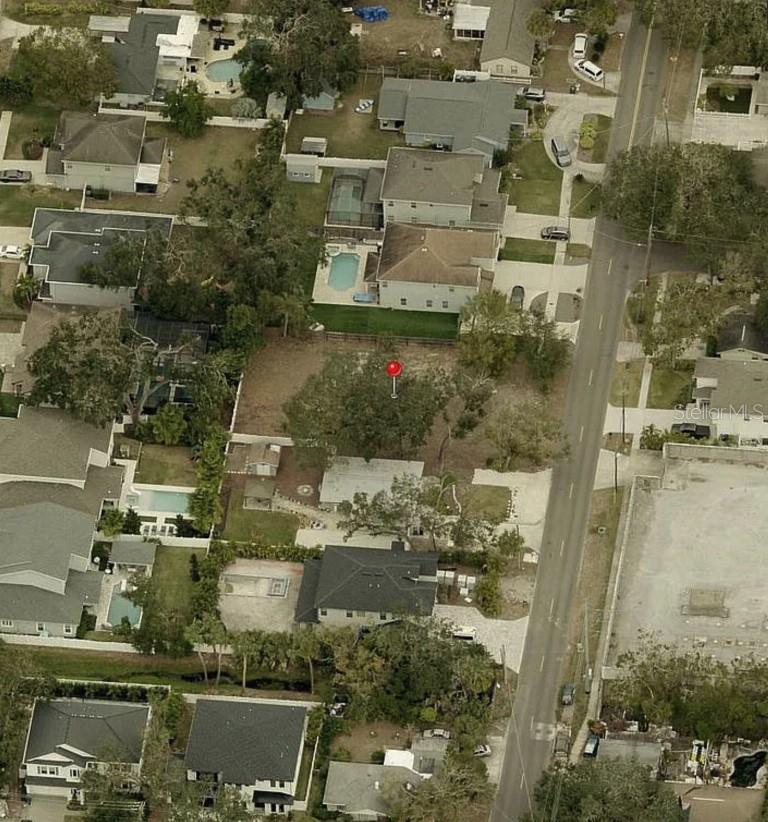 2405 S LOIS AVE, TAMPA, FL — photo 2