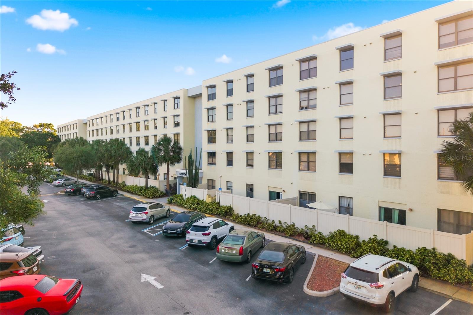 701 S MADISON AVE #420, CLEARWATER, FL — photo 33