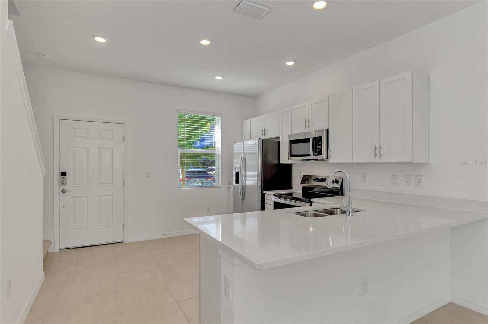 8540 DAYBREAK ST, SARASOTA, FL — photo 8