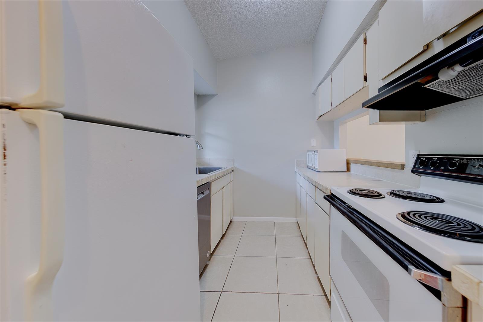 1109 E ROHE ST #A & B, TARPON SPRINGS, FL — photo 6