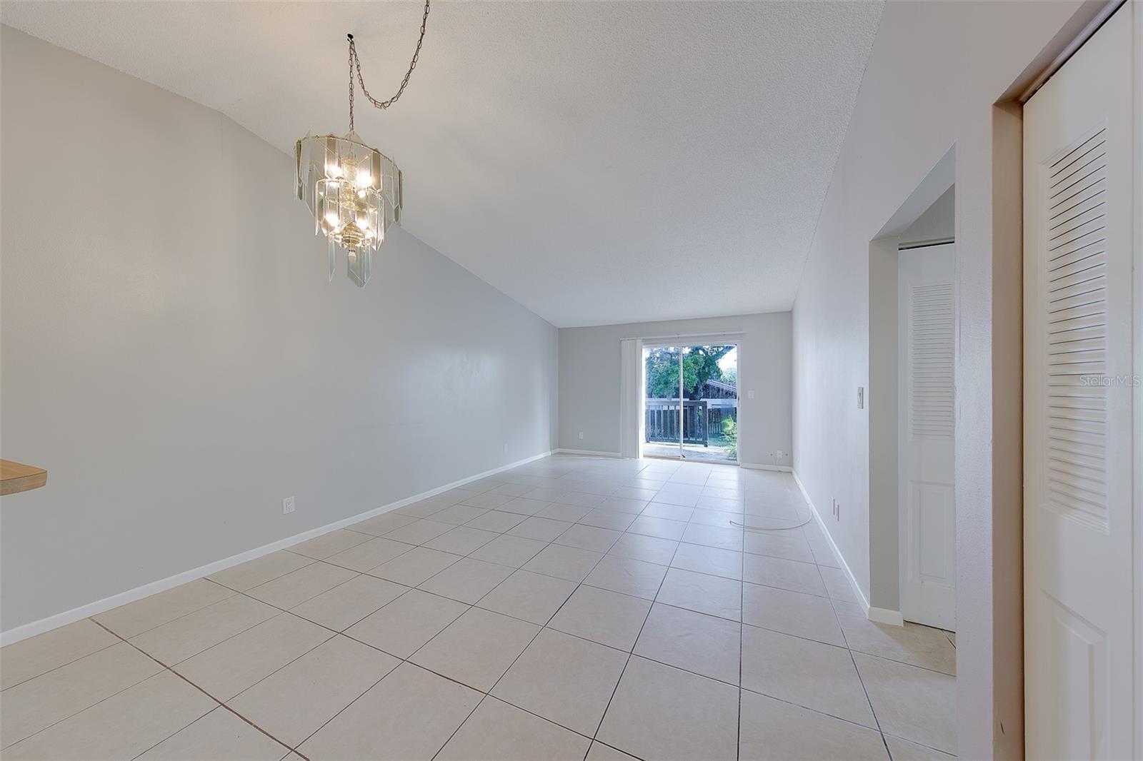 1109 E ROHE ST #A & B, TARPON SPRINGS, FL — photo 12