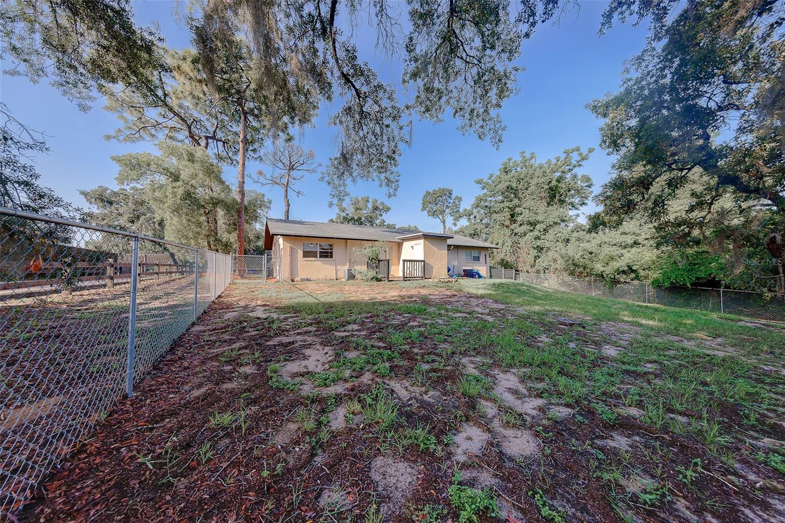1109 E ROHE ST #A & B, TARPON SPRINGS, FL — photo 34