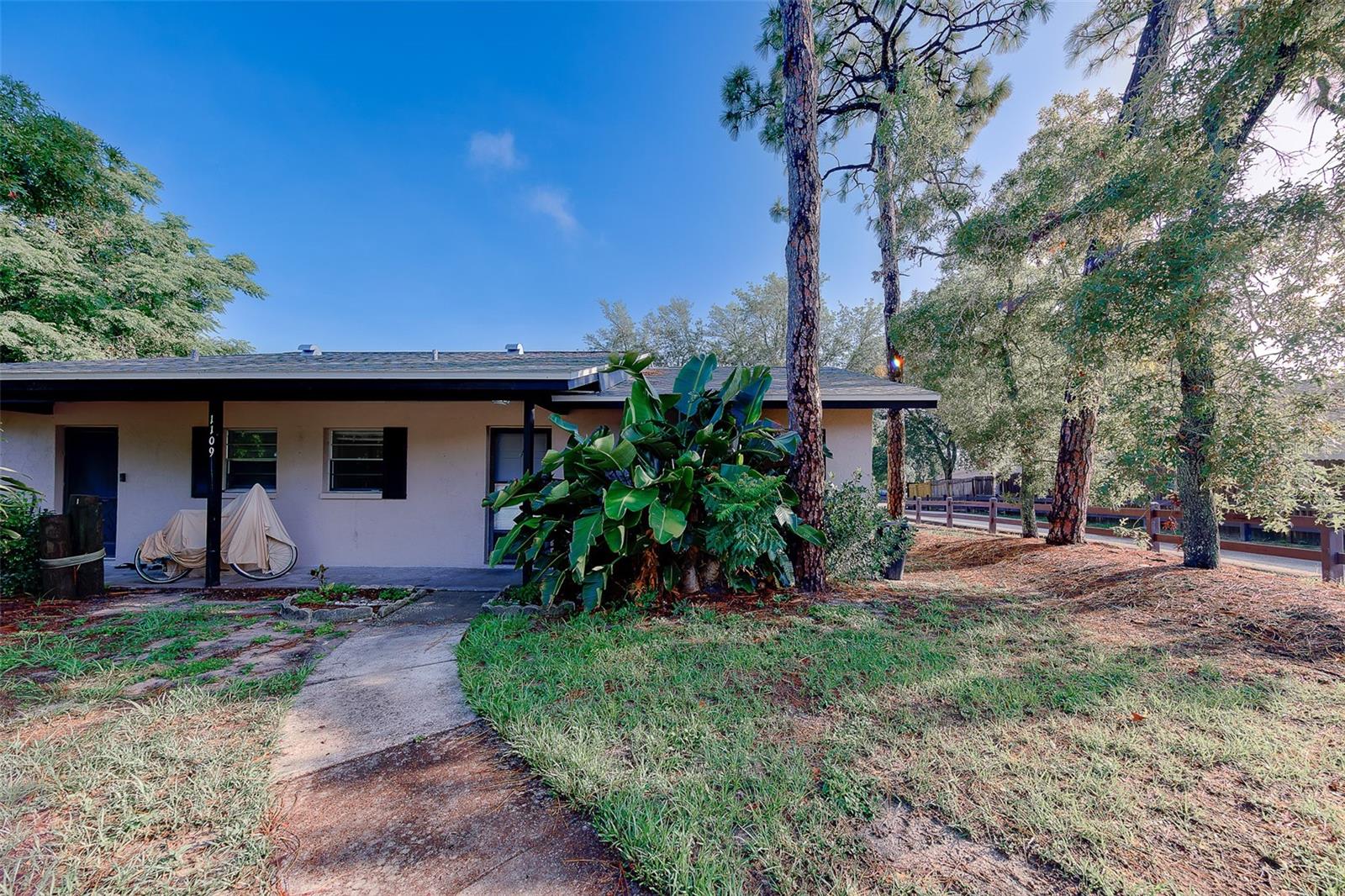 1109 E ROHE ST #A & B, TARPON SPRINGS, FL — photo 39