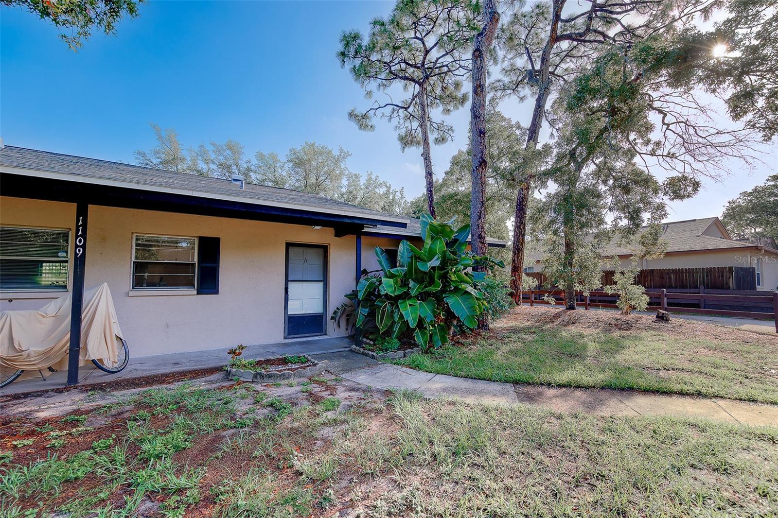 1109 E ROHE ST #A & B, TARPON SPRINGS, FL — photo 40