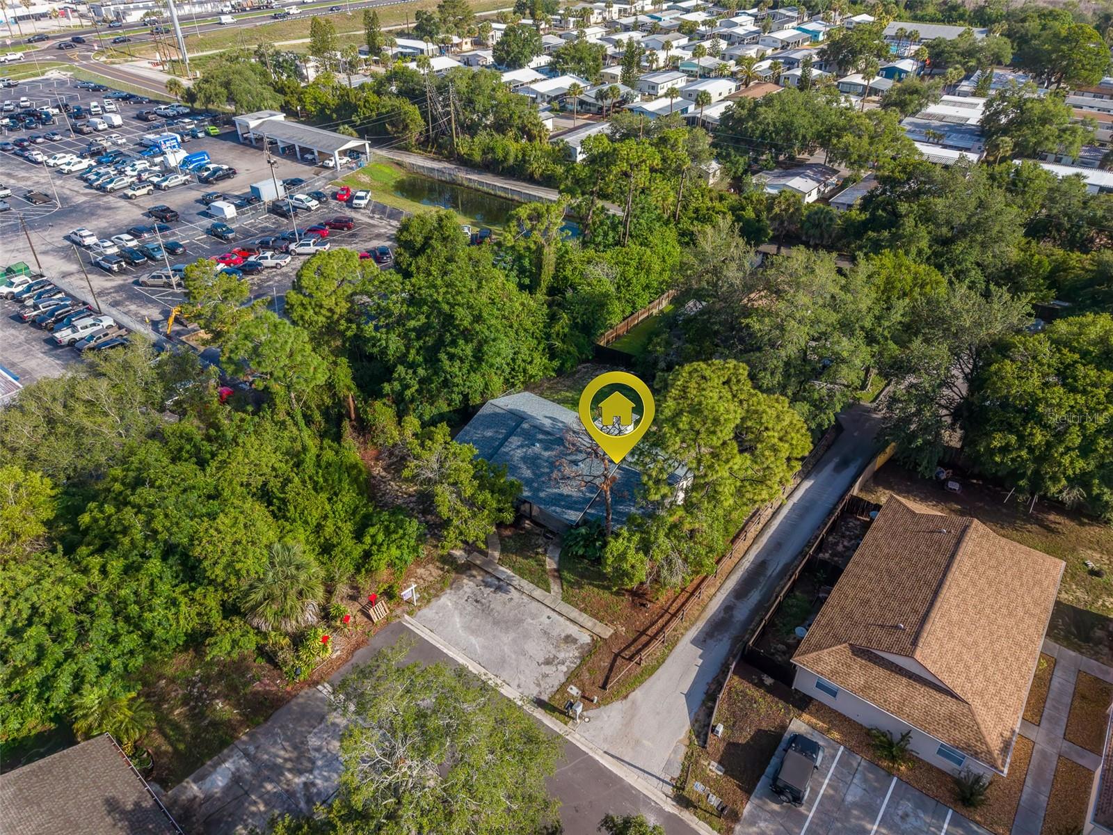 1109 E ROHE ST #A & B, TARPON SPRINGS, FL — photo 47