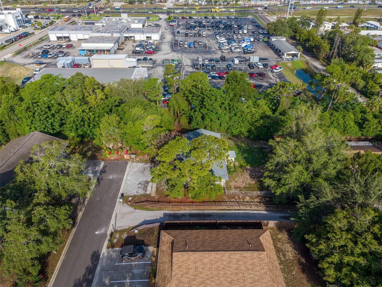 1109 E ROHE ST #A & B, TARPON SPRINGS, FL — photo 50