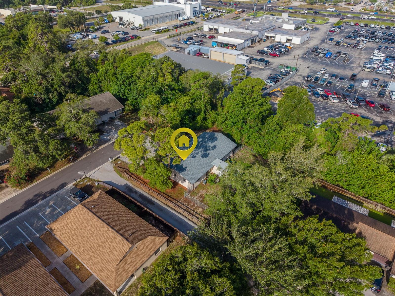 1109 E ROHE ST #A & B, TARPON SPRINGS, FL — photo 51