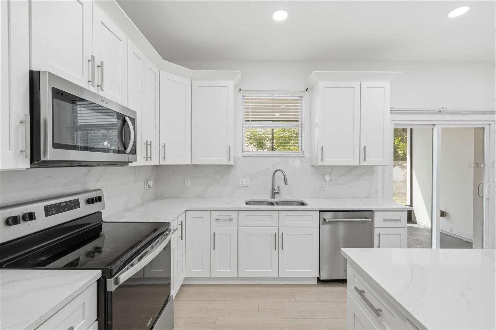 4401 COBIA DR SE, ST PETERSBURG, FL — photo 7