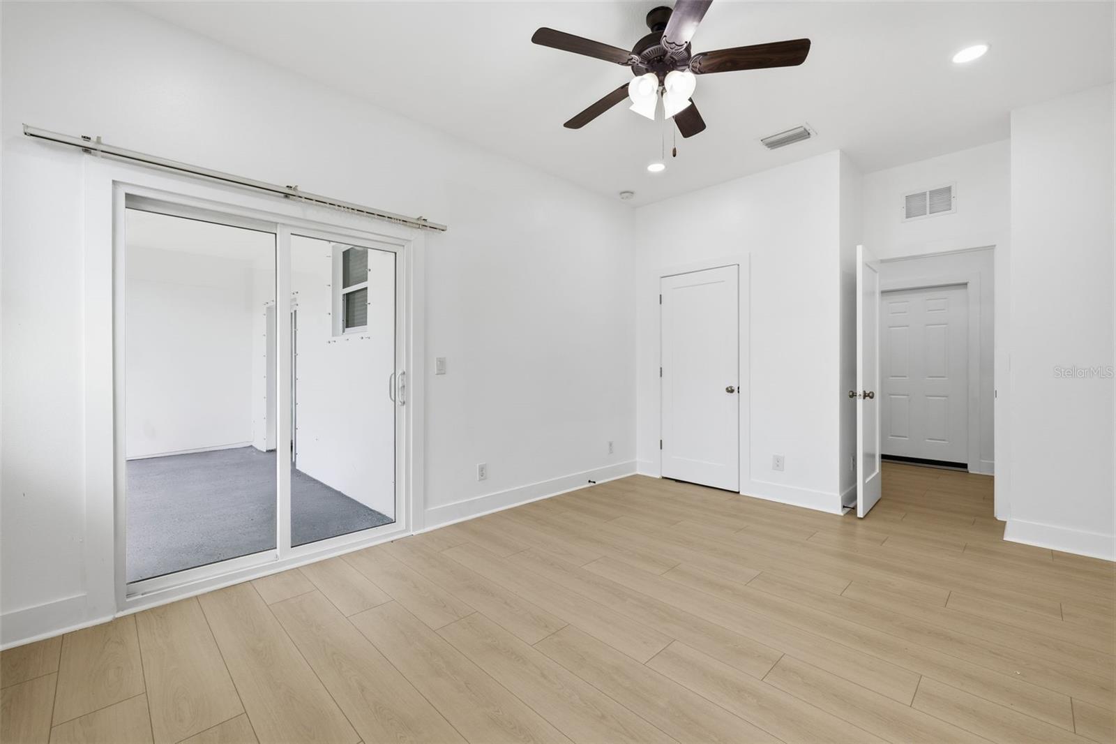 4401 COBIA DR SE, ST PETERSBURG, FL — photo 12