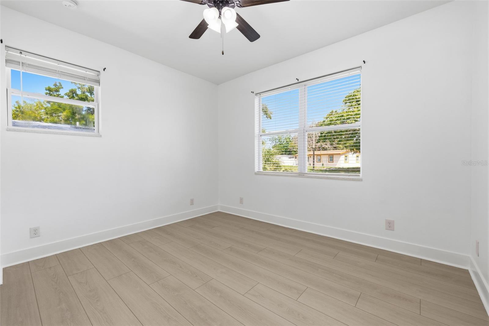 4401 COBIA DR SE, ST PETERSBURG, FL — photo 16
