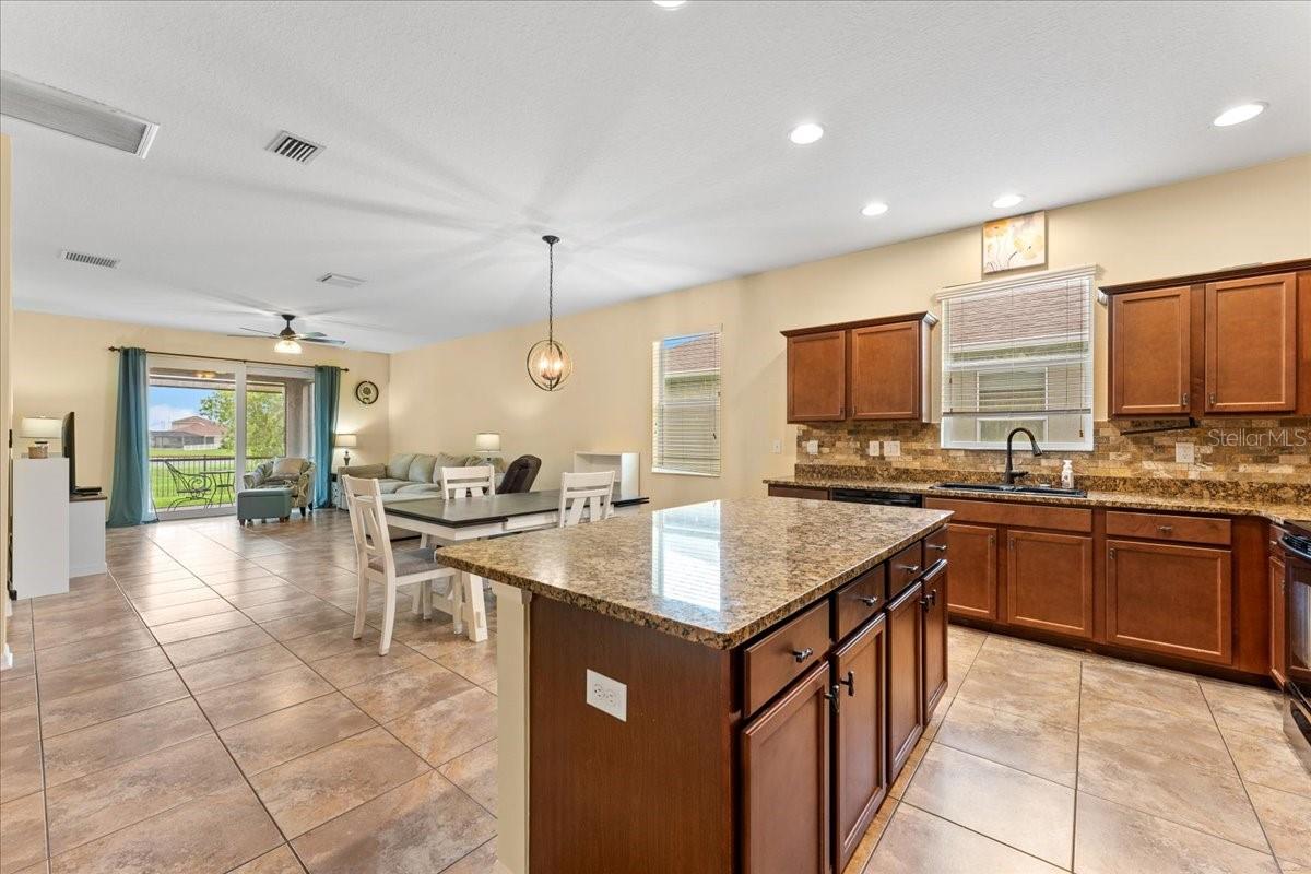 8005 112TH AVE E, PARRISH, FL — photo 10
