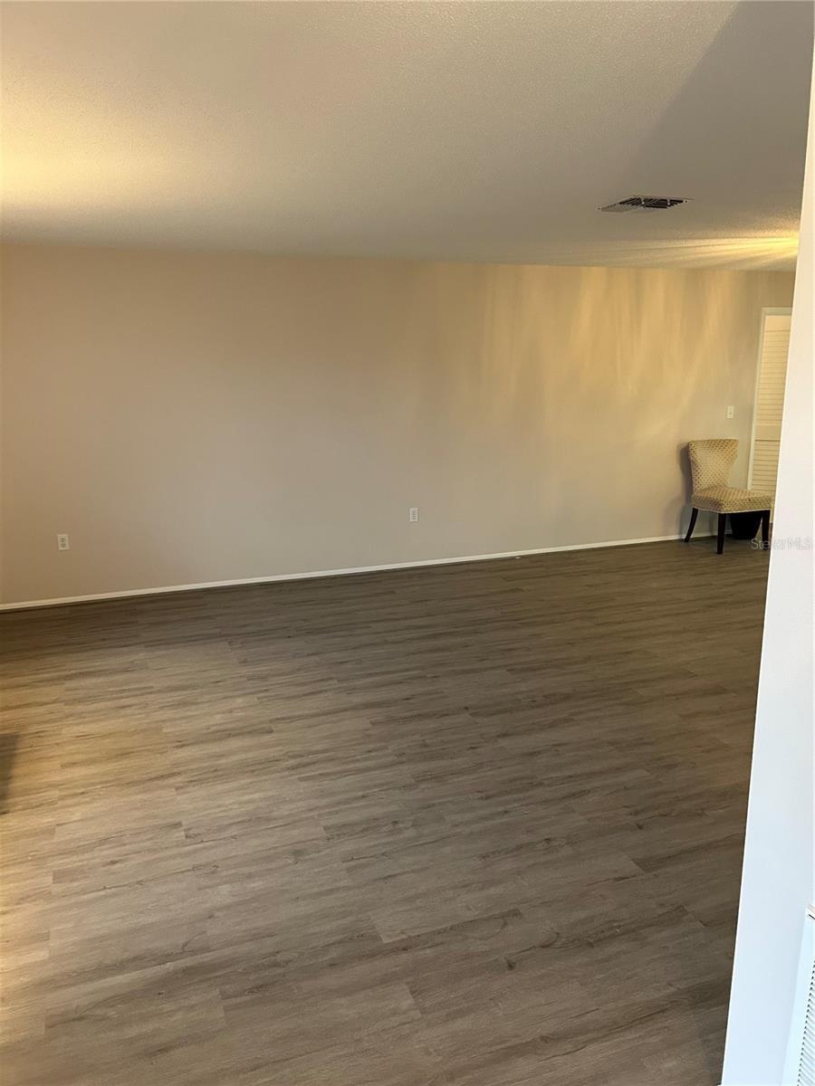 209 MATISSE CIR, NOKOMIS, FL — photo 3